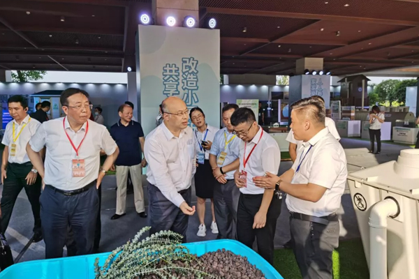 一諾環(huán)境受邀參加全國廁所革命現(xiàn)場(chǎng)會(huì)，農(nóng)村區(qū)域碳循環(huán)理念受到高度評(píng)價(jià)