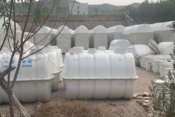 新型三格SMC模壓化糞池較傳統(tǒng)化糞池相比有什么不同? 新型三格SMC模壓化糞池較傳統(tǒng)化糞池相比有什么不同?